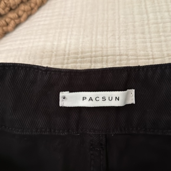 Pacsun shorts – the mom short size 30 - Picture 2 of 3